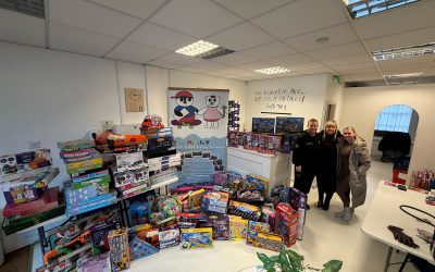 SALEXMO Donate Thousands of Pounds’ Worth of Toys to OLLY