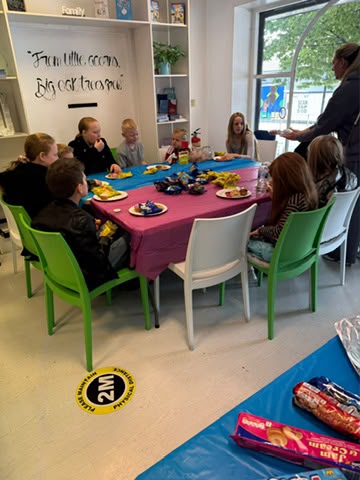 Main-Hub-Party-26-09-26PHOTO-2026-09-28-16-53-03 3
